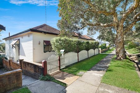 26A Chilcott Street, Lambton NSW 2299 - House For Rent | Domain - Photo 4