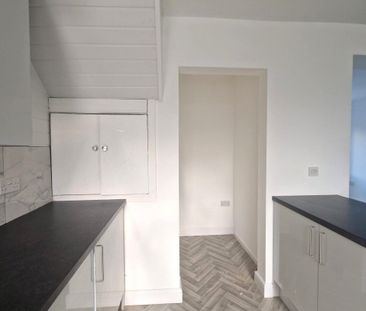 Westbourne Crescent - Photo 4