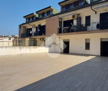 Quadrilocale in affitto - Photo 2