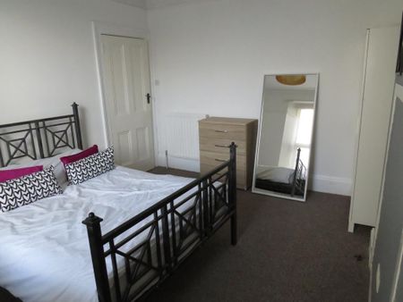 5 bedroom house share to rent - Photo 3