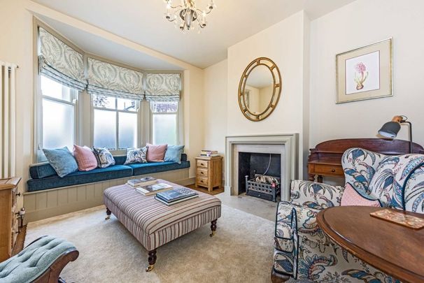 Saville Road, W4 5HG, London - Photo 1