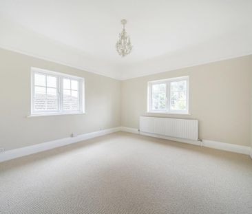 3 bedroom detached house to rent - Photo 5