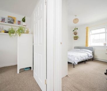 10 Hollymount Court, Belfast, BT10 0HA - Photo 4