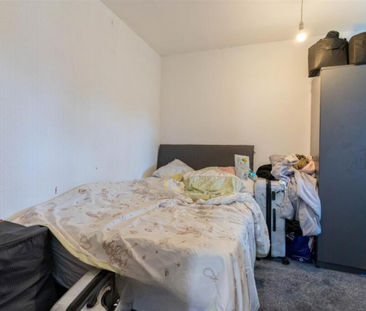 4 bedroom terraced house to rent - Photo 3