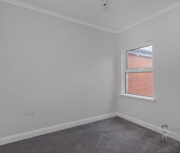 35 Rosebery Road, Belfast, BT6 8JA - Photo 3