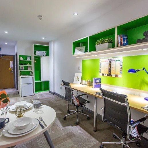 1 Bed Flat, Salt Lane, CV1 - Photo 2