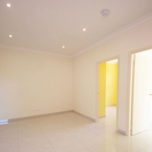 Conveniently located - Photo 1