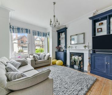 5 bedroom semi-detached house to rent - Photo 2