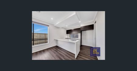 Family Home with Floorboards and Cooling Throughout! - Photo 5