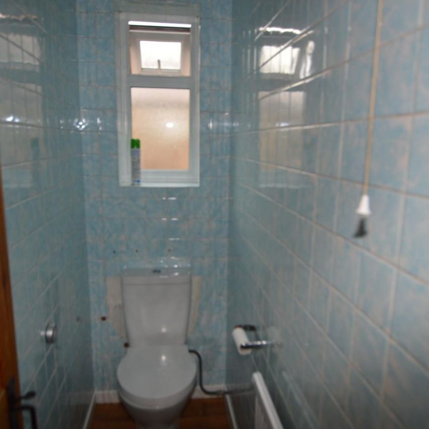 3 bedroom House To Let Total Size: 905 SQ FT - Photo 1