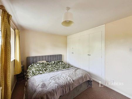 2 bedroom property to rent The Pound, Burgess Hill, RH15 - Photo 2