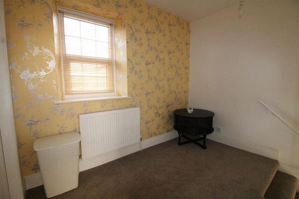 2 bedroom cottage to rent - Photo 1