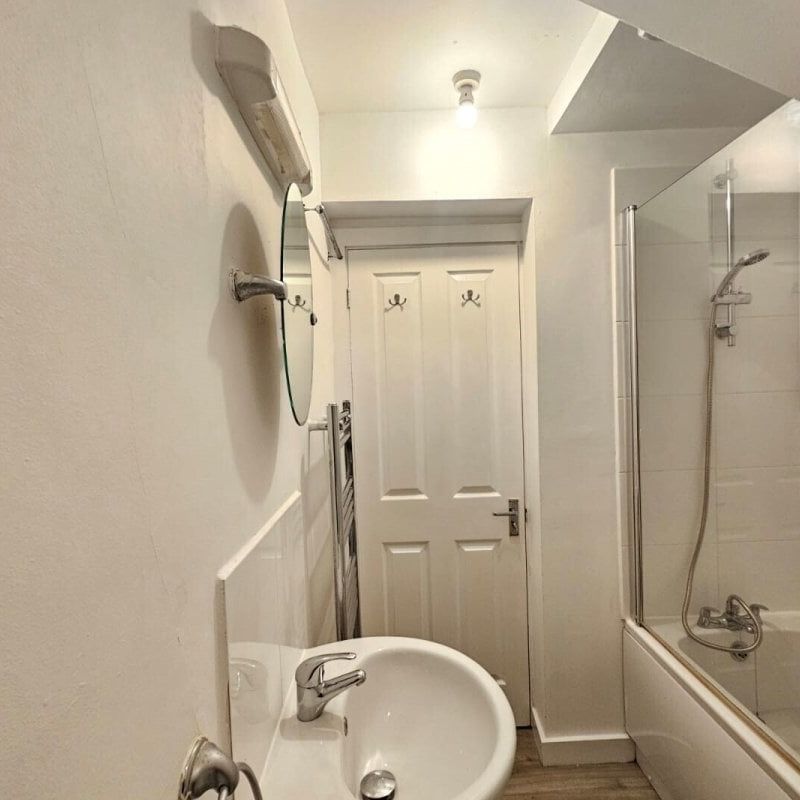 Winchester Road - Photo 1