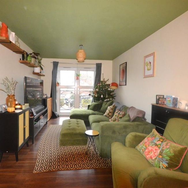 2 Bedroom Apartment To Let - Photo 1