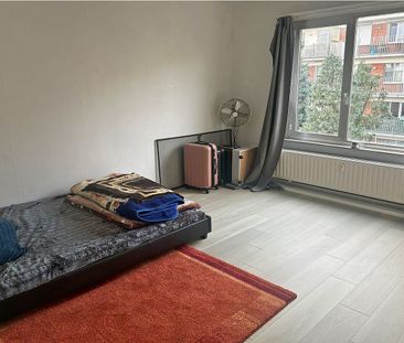 Appartement met 2 slaapkamers en terras aan het Rivierenhof! - Photo 1