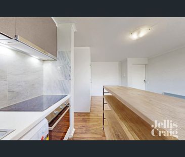 9/34 Mathoura Road, Toorak, Vic 3142 - Photo 1