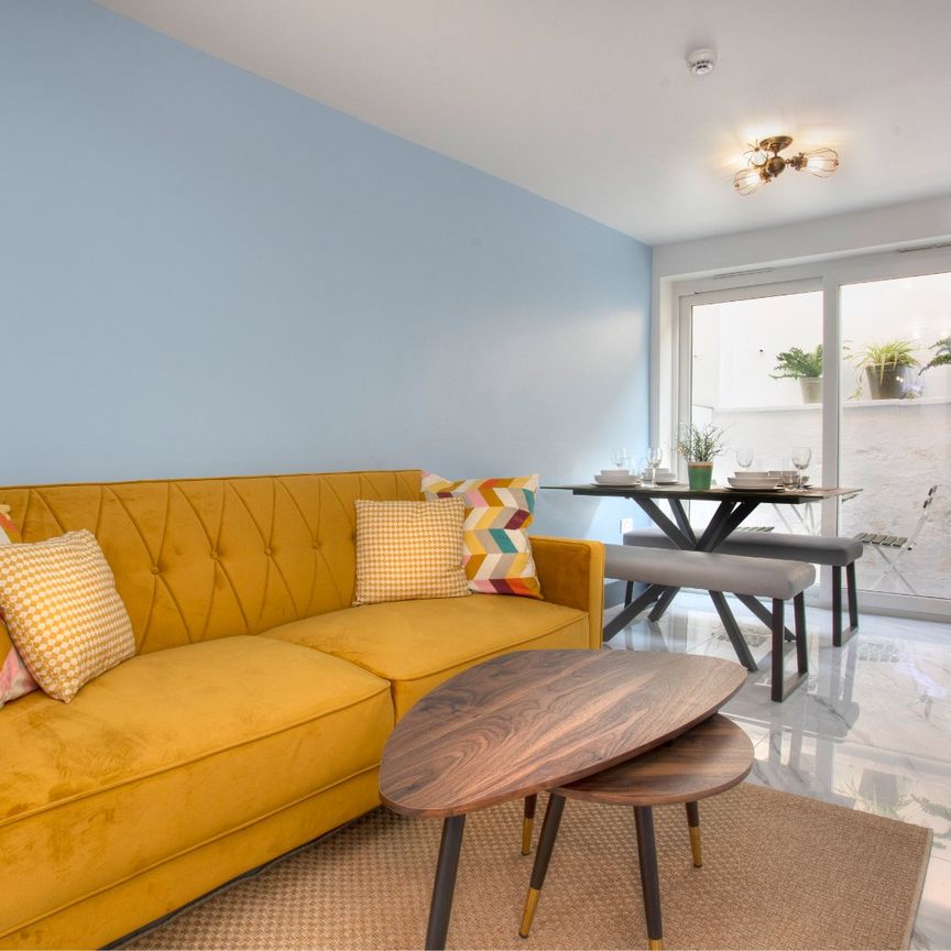 2 bedroom apartment to rent - Photo 1