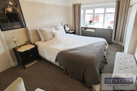 3 bedroom semi-detached house to rent - Photo 5