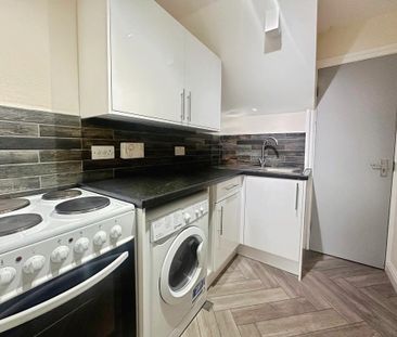 1 bedroom ground floor flat to rent - Photo 3