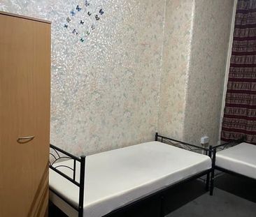 Room in a Shared House, Green Lane, IG3 - Photo 1