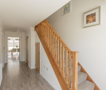 4 bedroom detached house to rent - Photo 3