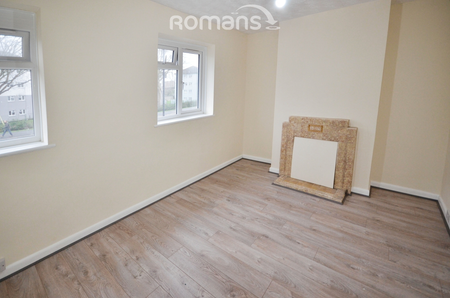2 bedroom maisonette to rent - Photo 2