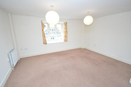 2 bedroom maisonette to rent - Photo 3