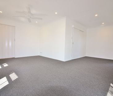 SPACE, STYLE & A LOCATION YOU’LL LOVE - Photo 5