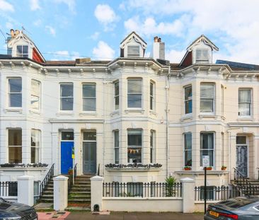 6 bedroom house to rent - Photo 1