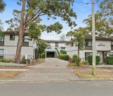 Lovely Updated Townhouse! - Photo 5