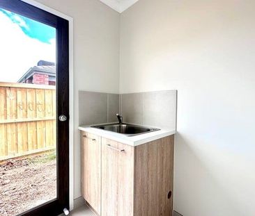 Live Where Convenience Meets Comfort! - Photo 4