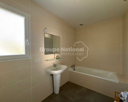 MAISON T3 NON MEUBLÉE ENSUES LA REDONNE, - Photo 4