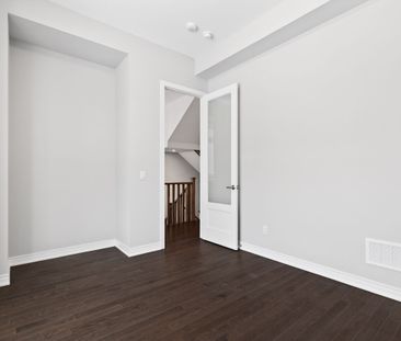 For Lease - 3195 Sixth Line Unit# Unit A, Oakville, Ontario - Photo 6