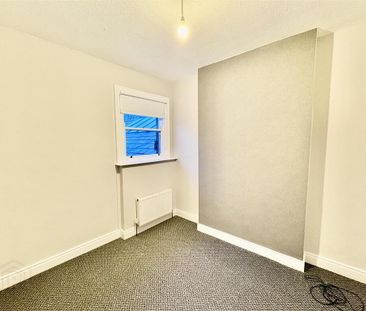 35a High Street, Donaghadee, BT21 0AQ - Photo 1