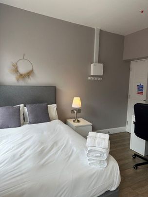 Castle Yard Studio 8 - Photo 1