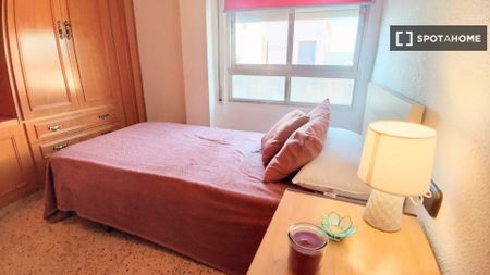 valencia, Valencian Community 46100 - Photo 3