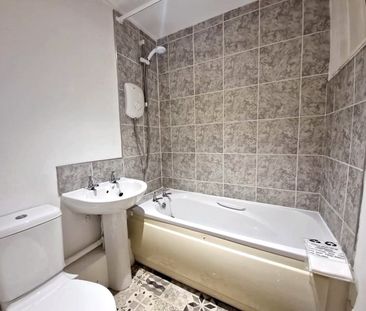 studio to rent Hewett House, Hewett Close, Fareham, PO14 - Photo 4