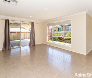 1/24 Dove Street, Mount Austin, NSW 2650 - Photo 2