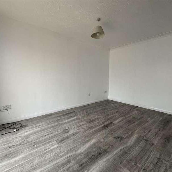 Pastrure Close, Swindon, SN2 - Photo 1