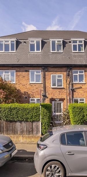 2 bedroom flat to rent - Photo 1