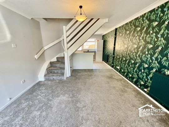 2 bedroom terraced house to rent - Photo 1