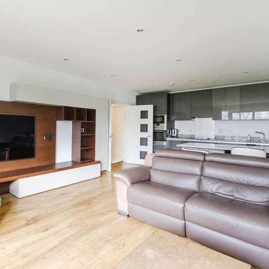 Dowding Drive, Kidbrooke, SE9 - Photo 1