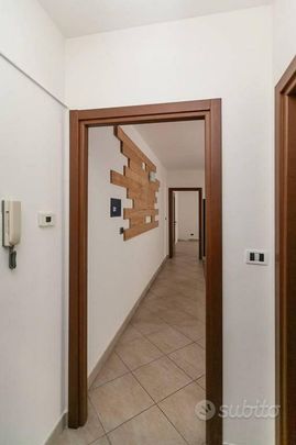 Appartamento di 68 m² con 2 locali e box auto a Ca - Photo 1