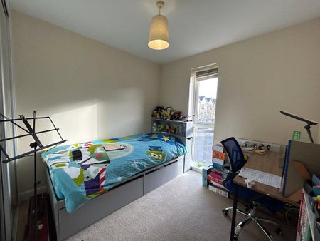 3 bedroom terraced house to rent - Photo 5