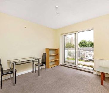 Rowditch Lane, London, SW11 - Photo 3