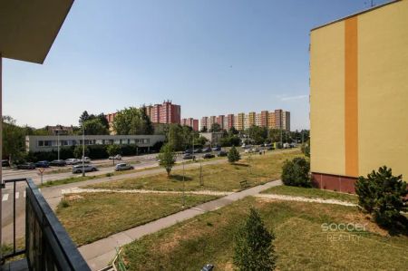 Pronájem bytu 1+kk s lodžií, 36 m - Photo 2