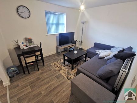 Flat 4 - 16 Cottrell Way, Selly Oak, Birmingham, B29 6UZ - Photo 3