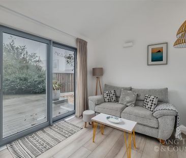 1 bedroom detached bungalow to rent - Photo 2