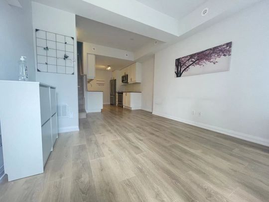 For Lease - 1060 Portage Parkway Unit# Th 60, Vaughan, Ontario - Photo 1