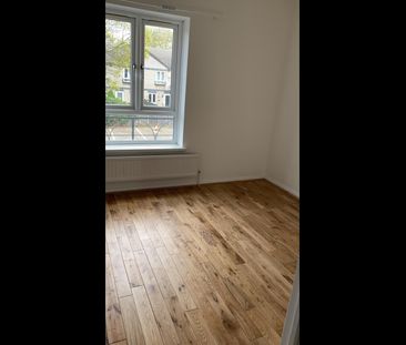 2 Bed Terraced House, Radley Court, SE16 - Photo 4